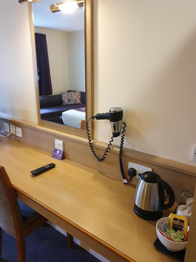 Stables Inn, Aintree Liverpool Kültér fotó